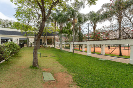 Apartamento à venda com 3 quartos, sendo 1 suíte, em Santo Amaro, São Paulo, SP