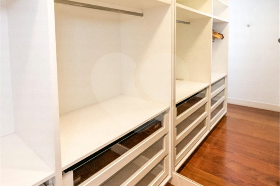 Apartamento à venda com 3 quartos, sendo 1 suíte, em Paraíso, São Paulo, SP