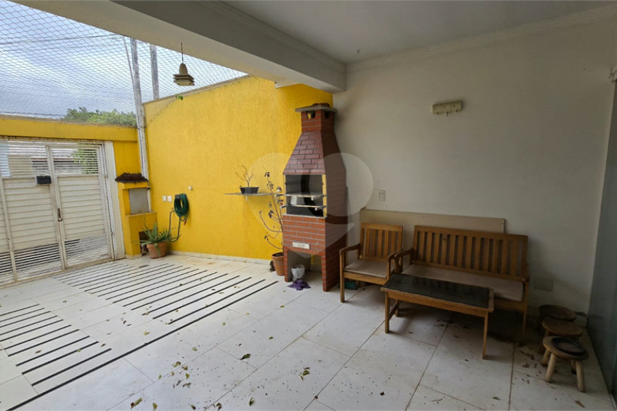 Sobrado à venda com 3 quartos, sendo 1 suíte, em Vila Clarice, São Paulo, SP