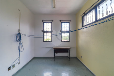 Prédio à venda em Vila Gomes, São Paulo, SP