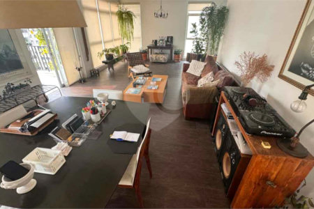 Apartamento à venda com 3 quartos, sendo 1 suíte, em Cerqueira César, São Paulo, SP