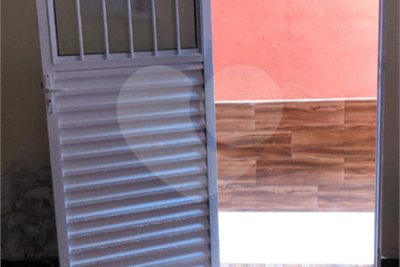 Casa à venda com 8 quartos no condomínio Quaresmeira, Suzano - SP