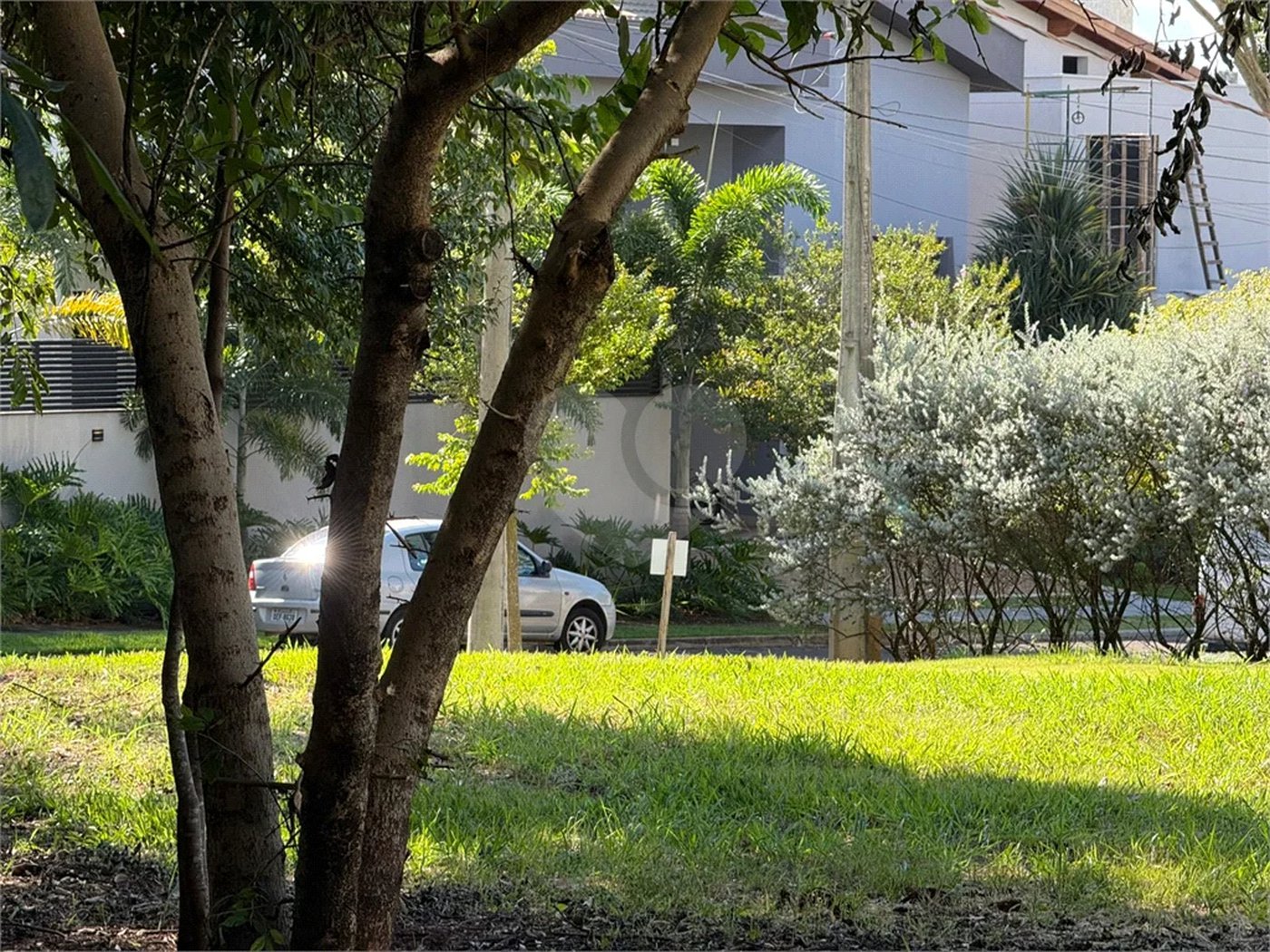 Terreno a venda no condomínio Villa DAquila, Santa Rosa, Piracicaba.