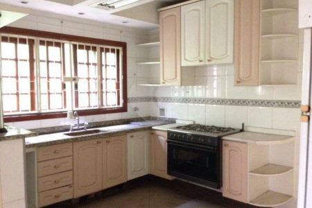 Sobrado à venda com 3 quartos, sendo 1 suíte, em Santa Teresinha, São Paulo, SP