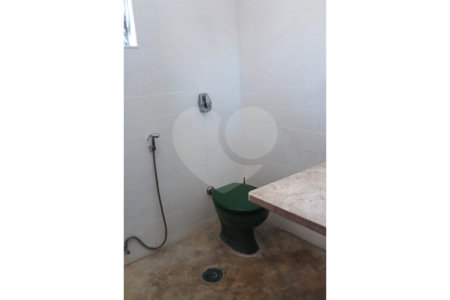 Sobrado à venda com 4 quartos, sendo 1 suíte,  em Jardim Colombo, São Paulo, SP