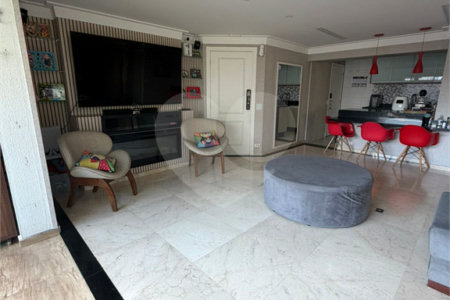 Apartamento à venda com 3 quartos, sendo 1 suíte,  em Vila Regente Feijó, São Paulo, SP