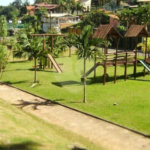 Casa à venda com 5 quartos, sendo 3 suítes, no condomínio Estância Marambaia, Vinhedo - SP