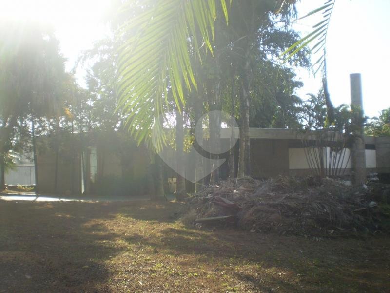 Sobrado à venda com 7 quartos, sendo 4 suítes, em Jardim Petrópolis, São Paulo, SP