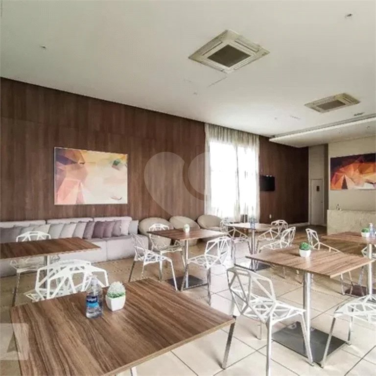 Apartamento à venda com 3 quartos, sendo 1 suíte,  em Jardim Vazani, São Paulo, SP