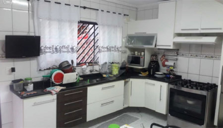 Sobrado à venda com 3 quartos, sendo 1 suíte, em Vila Guilherme, São Paulo, SP