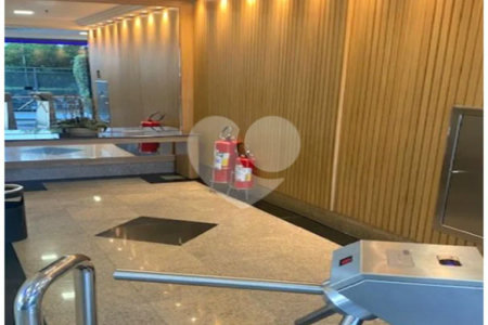Office Tower Sala comercial à venda na Vila Olímpia, 48 m², com garagem