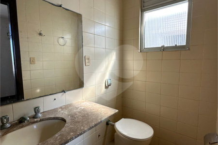 Cobertura à venda com 4 quartos, sendo 2 suítes,  em Braga, Cabo Frio, RJ