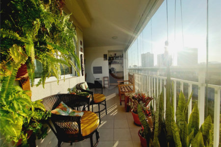 Apartamento à venda com 3 quartos, sendo 1 suíte,  em Vila Leopoldina, São Paulo, SP