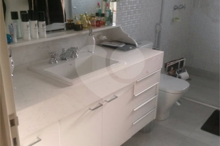 Apartamento à venda com 4 suítes em Vila Morumbi, São Paulo, SP