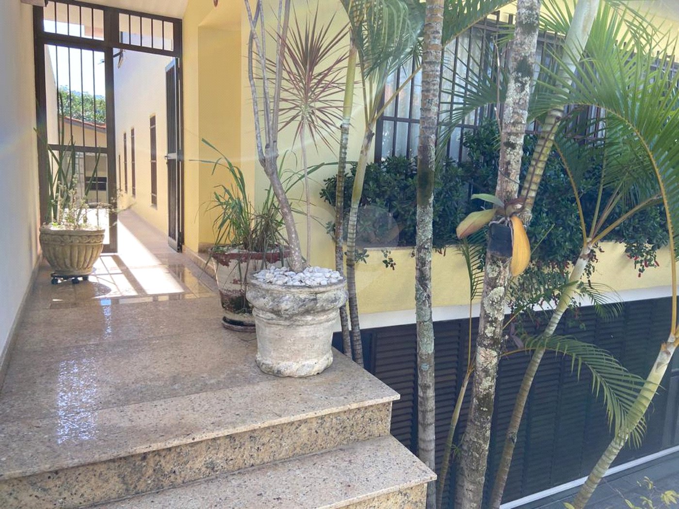 Sobrado à venda com 3 quartos, sendo 1 suíte, em Horto Florestal, São Paulo, SP