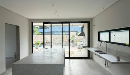 Casa à venda com 3 suítes no condomínio Ecoville Residence, Atibaia - SP