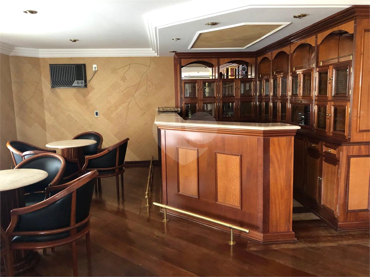 Apartamento à venda com 4 suítes em Vila Henrique, Salto, SP