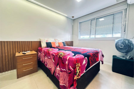 Apartamento à venda com 2 quartos, sendo 1 suíte, em Santo Amaro, São Paulo, SP
