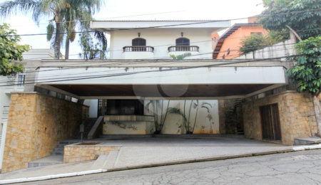 Casa à venda com 5 quartos, sendo 3 suítes,  em Jardim São Bento, São Paulo, SP