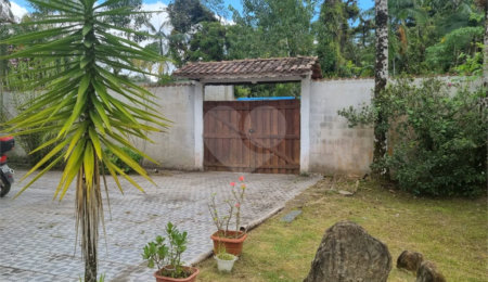 Chácara à venda com 4 quartos em Aguapeú, Itanhaém, SP