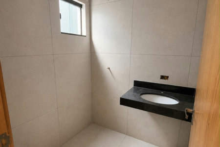 Casa à venda com 2 quartos, sendo 1 suíte,  em Bela Vista da Lagoa, Três Lagoas, MS