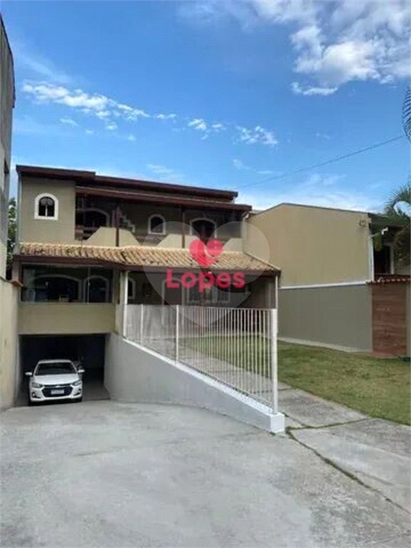 Casa à venda com 2 suítes em Jardim das Indústrias, São José dos Campos, SP