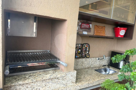Apartamento à venda com 3 suítes em Vila Suzana, São Paulo, SP