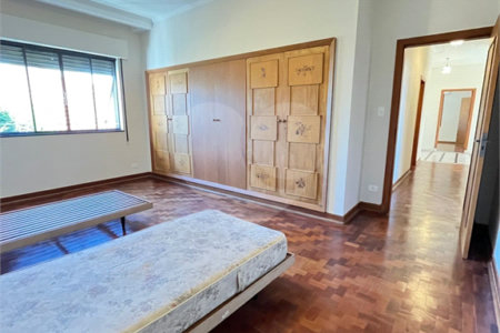 Sobrado à venda com 4 quartos, sendo 1 suíte, em Santana, São Paulo, SP