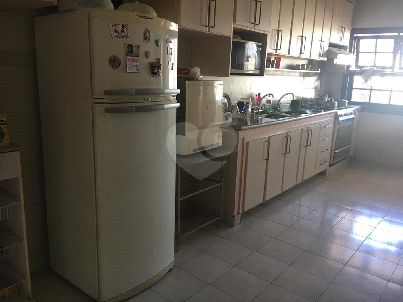 Casa à venda com 1 quarto, sendo 2 suítes, no Centro, Itaguaí, RJ