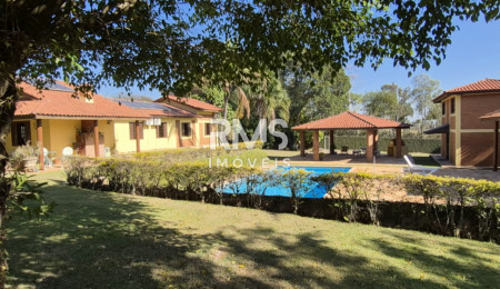 Chácara à venda com 5 quartos, sendo 1 suíte,  em Chácaras Monte Verde, Itu, SP