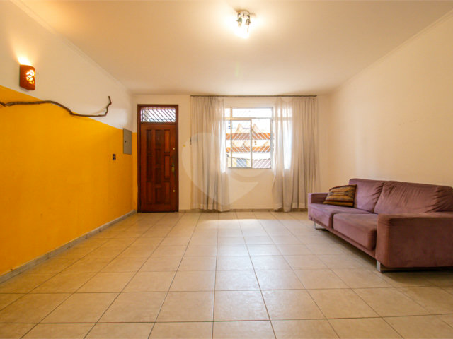 Sobrado à venda com 3 quartos em Chácara Santo Antônio, São Paulo, SP