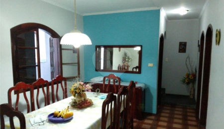Sobrado à venda com 4 quartos, sendo 2 suítes,  em Tremembé, São Paulo, SP