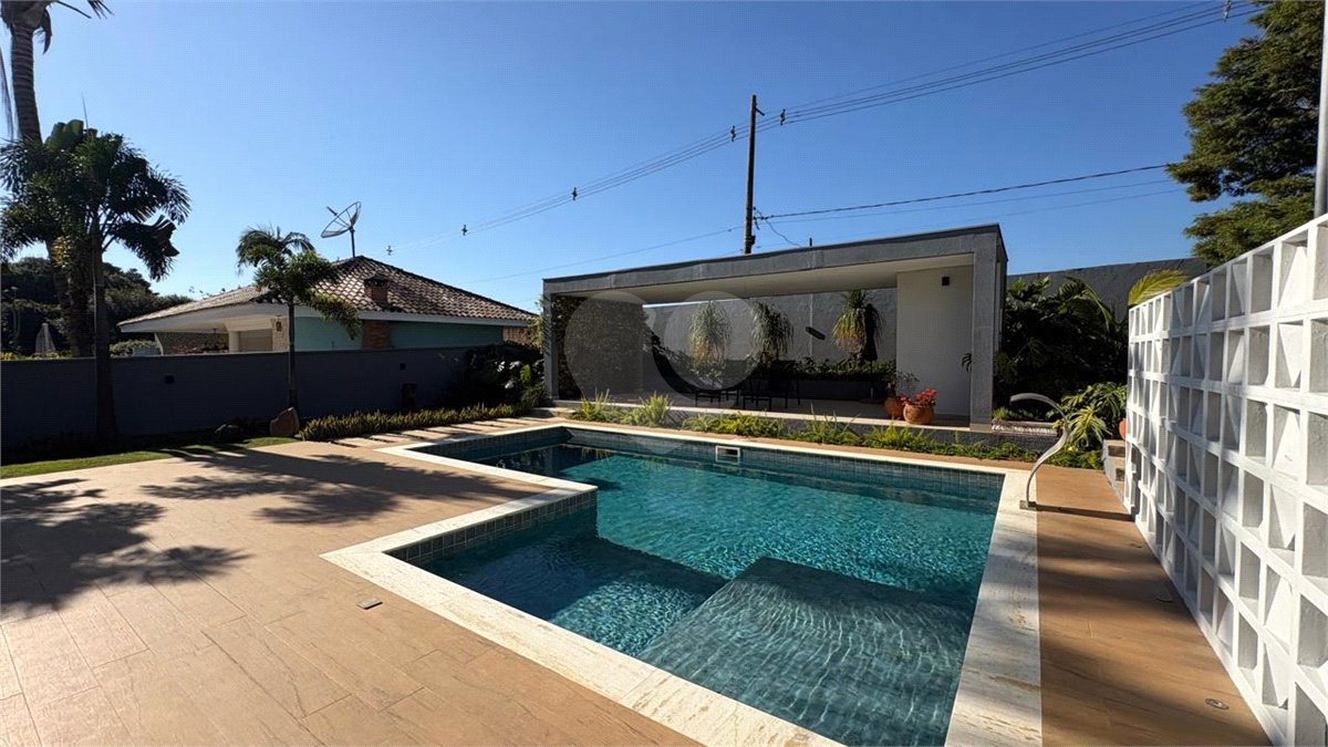 Casa à venda ou para alugar com 4 quartos, sendo 2 suítes,  no condomínio Vivendas do Lago, Sorocaba - SP