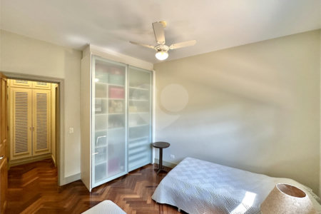 Casa à venda com 4 suítes no condomínio Parque das Artes, Embu das Artes - SP