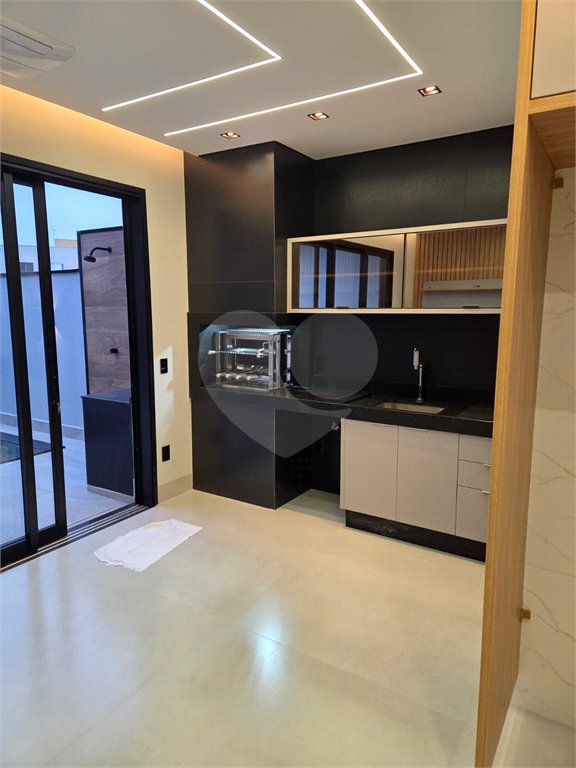 Casa à venda com 3 suítes no condomínio Jardim Residencial Dona Maria Candida, Indaiatuba - SP