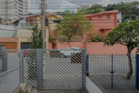 Sobrado à venda com 4 suítes em Vila Santa Catarina, São Paulo, SP