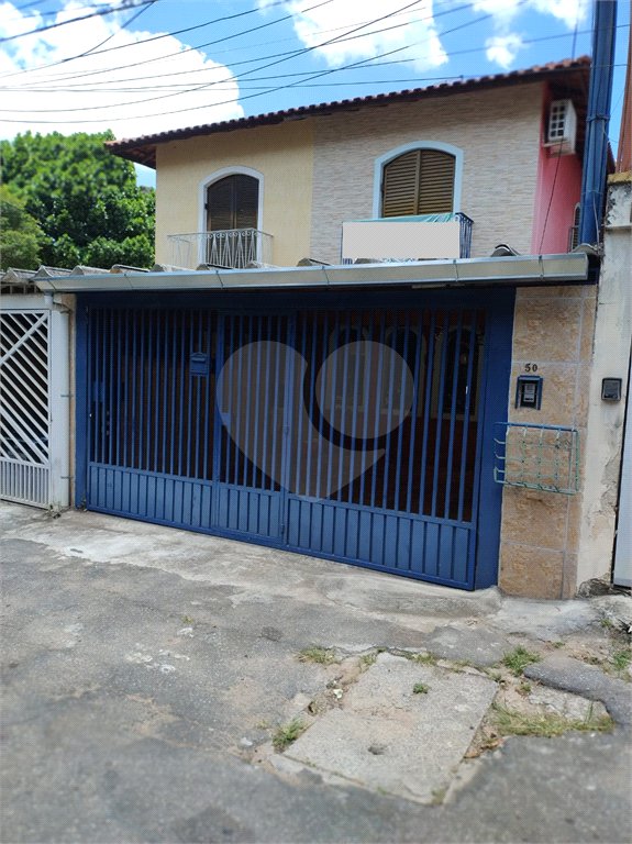 Sobrado à venda com 3 quartos, sendo 1 suíte, em Tremembé, São Paulo, SP