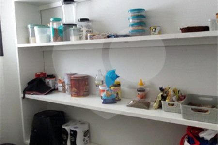 Casa à venda ou para alugar com 4 suítes no condomínio Figueira Garden, Atibaia - SP