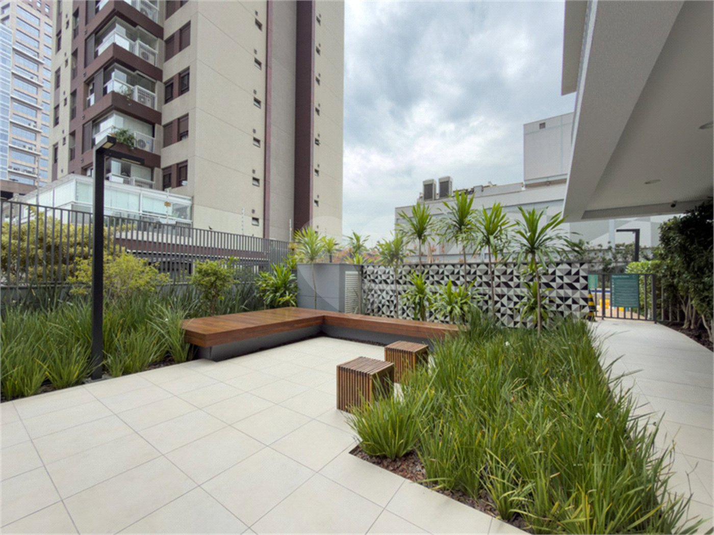 Apartamento à venda com 4 quartos, sendo 2 suítes, em Pinheiros, São Paulo, SP