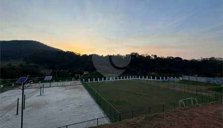 Terreno à venda no condomínio Portal Lamis I, Atibaia - SP