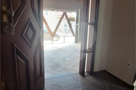 Sobrado à venda com 2 suítes em Jardim Itamaracá, Indaiatuba, SP