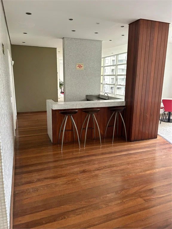 Apartamento à venda com 2 quartos, sendo 1 suíte, em Paraíso do Morumbi, São Paulo, SP