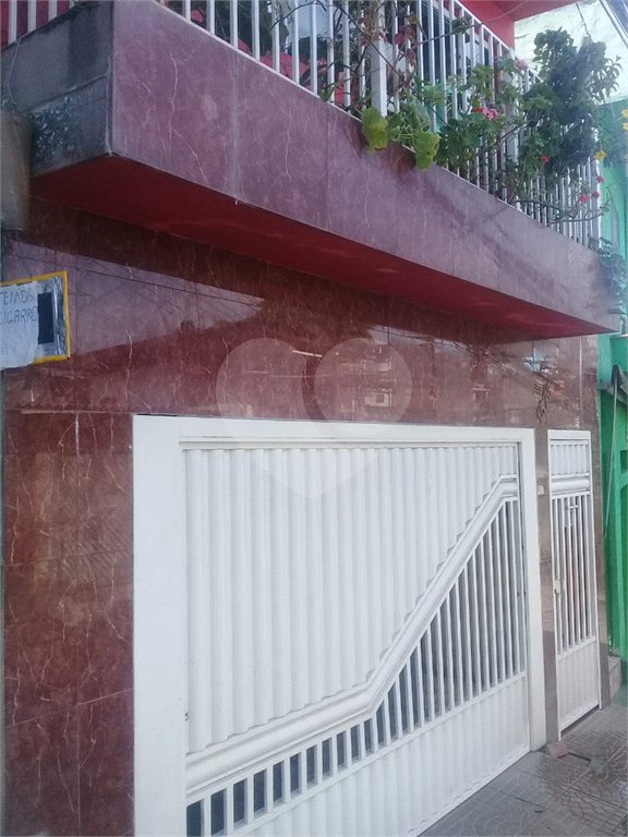 Sobrado à venda com 3 quartos no Brasilândia, São Paulo, SP