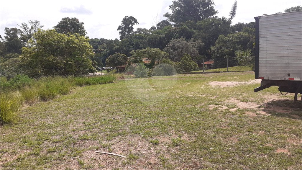 Chácara à venda com 4 quartos, sendo 1 suíte, em Vista Alegre, Vinhedo, SP