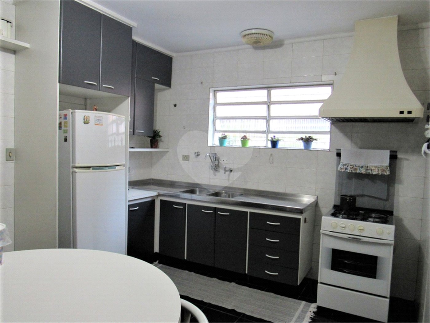 Sobrado à venda com 3 quartos, sendo 1 suíte, em Vila Mascote, São Paulo, SP