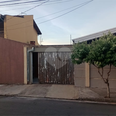 Casa à venda ou para alugar com 3 quartos, sendo 1 suíte, em Jardim Alvorada, Itapetininga, SP
