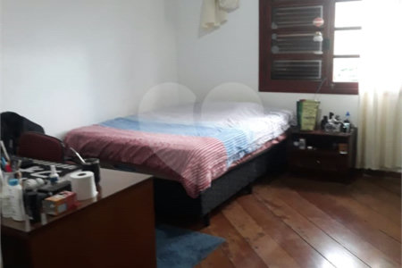 Sobrado à venda com 3 quartos, sendo 1 suíte, em Jardim Flórida, São Roque, SP