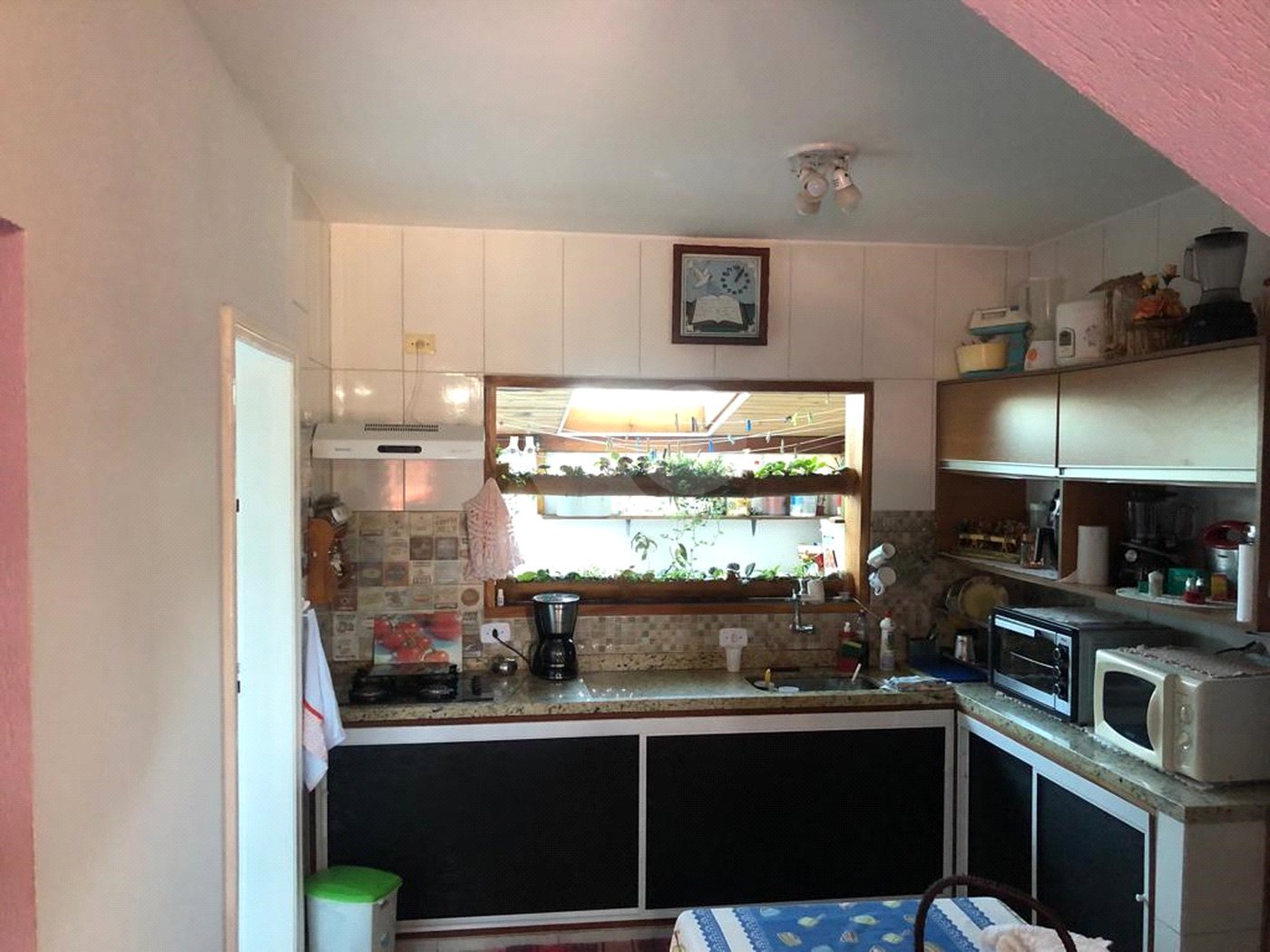 Sobrado à venda com 2 suítes no Centro, Bom Jesus dos Perdões, SP