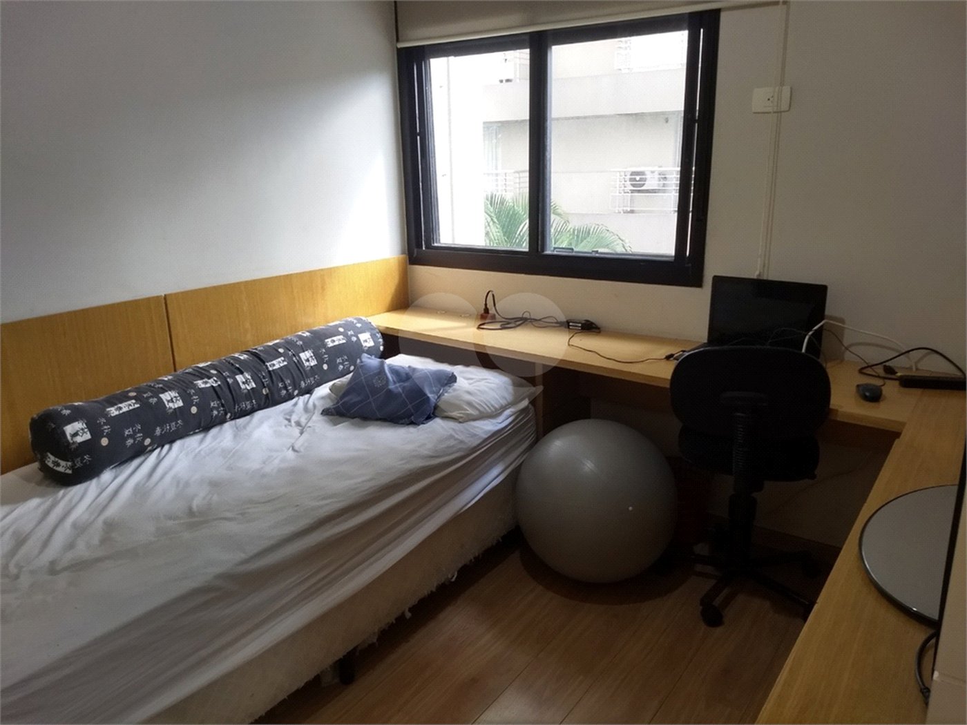 Apartamento à venda com 4 quartos, sendo 3 suítes, em Aclimação, São Paulo, SP
