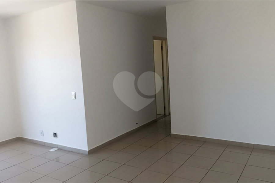 Apartamento à venda com 2 quartos em Vila Mazzei, São Paulo, SP